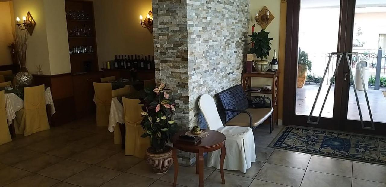 Hotel La Conca 빌라 산 조반니 외부 사진