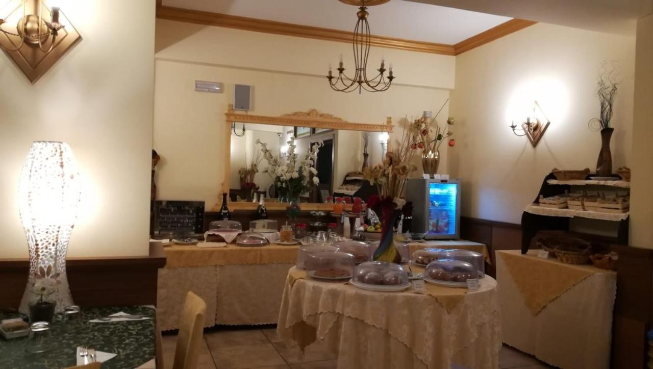 Hotel La Conca 빌라 산 조반니 외부 사진